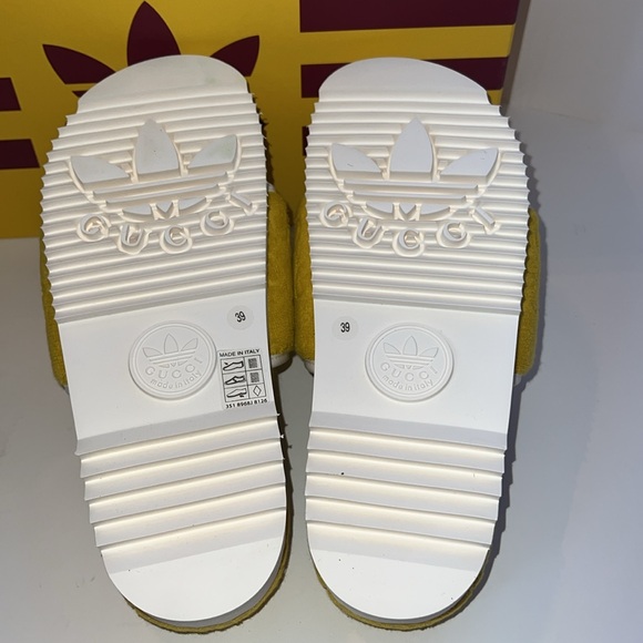 Gucci X Adidas magic sponge slides - Picture 3 of 5